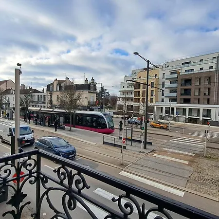 L'indigo, 4-6 Pers, 2ch-2sdb, Proche Cite De La Gastronomie *