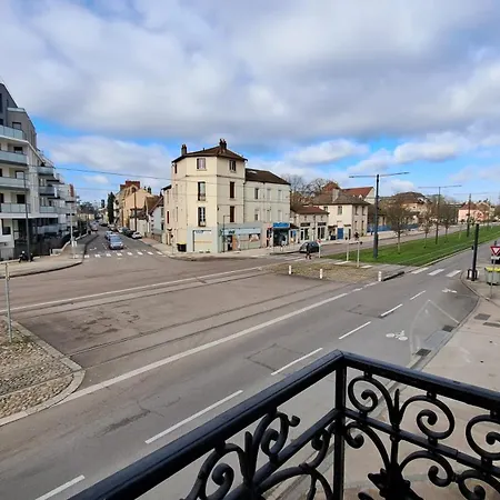 L'indigo, 4-6 Pers, 2ch-2sdb, Proche Cite De La Gastronomie *