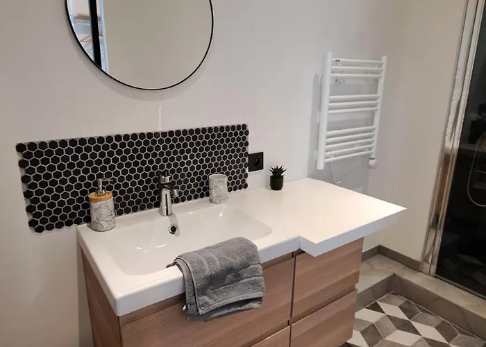 Lägenhet L'indigo, 4-6 Pers, 2ch-2sdb, Proche Cite De La Gastronomie