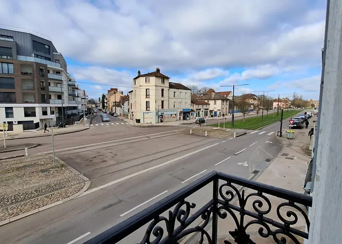 L'indigo, 4-6 Pers, 2ch-2sdb, Proche Cite De La Gastronomie *